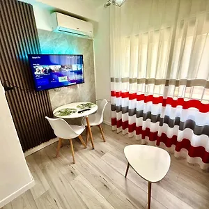 Superb Near To The Center Apartment